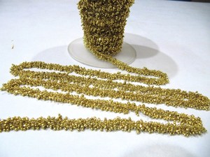 Cadena de cuentas facetadas Rondelle de latón dorado natural de 2 mm con colgante en forma de racimo - Product Image 1