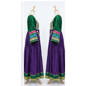 Robes afghanes Kuchi traditionnelles ethniques vintage brodées, grandes tailles, longues jusqu'au sol, manches longues, multicolores - Product Image 3