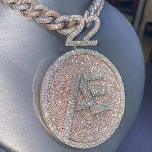 Colgante de Lujo con Inicial AE y Moissanita VVS, Cadena Cubana de Oro Rosa, Joyería Hip Hop - Product Image 5