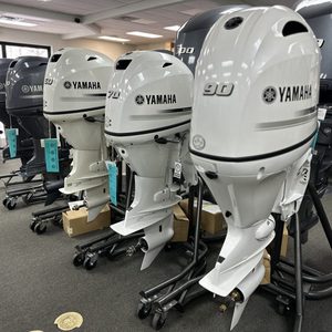 Yamaha F70LB 2024, arbre de 20 pouces - Product Image 2