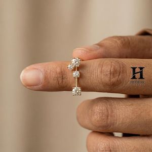 Boucles d'oreilles pendantes en diamant linéaire, zircone cubique taille ronde, barre verticale, pour femme - Product Image 3