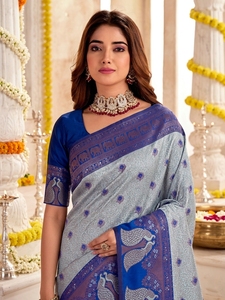 Sari de Seda con Estampado Digital Azul Grisáceo Tradicional para Mujer, Estilo Indio-Pakistaní, Largo hasta el Suelo, Corte Regular, Antiarrugas, para Bodas - Product Image 6
