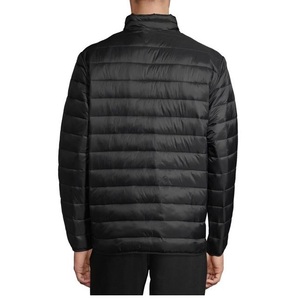 Veste matelassée imperméable à capuche 100% nylon avec design patchwork, style streetwear - Product Image 2
