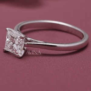 Bague de fiançailles et de mariage solitaire en diamant taille princesse certifié IGI - Or 14 carats - Product Image 2