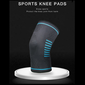 Rodillera Deportiva de Compresión Transpirable con Protección para Fitness, Unisex, Negra con Rayas Azules - Product Image 1