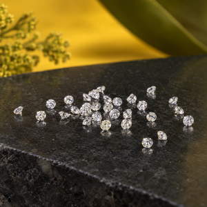 Diamantes Versátiles Creados en Laboratorio |   Diamantes Sueltos Melee Redondos Brillantes, Color GH, Claridad SI, 0.027-0.035 CT, 1.8-2.0 MM, Gemas Finas - Product Image 1