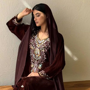 AWAIS HOUSE Dubaï – Nouvelle Abaya Jubbah de Soirée Légère en Velours Riche et Pailleté pour Femme, Longueur Ras du Sol, Grande Taille - Product Image 1