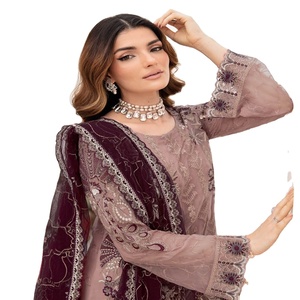 Robes de l'Aïd Robes de soirée lourdes pour femmes avec mousseline brodée Costumes punjabi trois pièces par Ramsha Vol 7 Long Maxi Frock - Product Image 1
