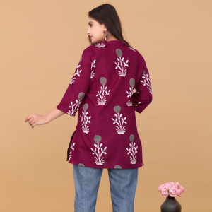 ชุดเซ็ตพิมพ์ลายดอกไม้สีม่วงเบอร์กันดีสุดฮิตสำหรับผู้หญิง ผ้าโพลีเรยอนพรีเมียม ชุดสตรีทแวร์ 2 ชิ้น คอกลม กางเกงขายาว - Product Image 1