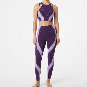 Vêtements de sport haute performance pour femmes, ensembles de yoga pour l'entraînement, les exercices et le port quotidien actif. - Product Image 1