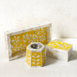 Ensemble de bakhour à motif floral élégant, fabriqué en résine, nacre et incrustation d'os, pour une présentation d'encens de luxe - Product Image 6