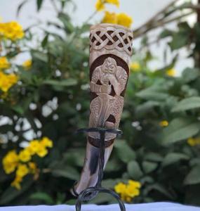 Corne à boire artisanale en corne de bœuf, authentique corne de vache et de buffle, cornes à boire vikings médiévales à prix abordables - Product Image 1