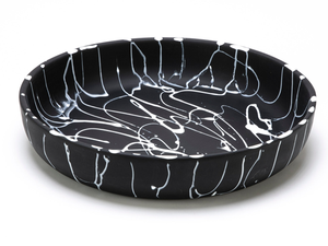 Bol et assiette décoratifs modernes en résine jaune, faits à la main, compatibles lave-vaisselle, pour la présentation des aliments sur table à la maison, lors de fêtes ou de mariages - Product Image 5
