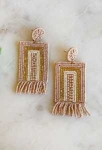 Boucles d'oreilles pendantes bohèmes à pompons pour femme, en résine perlée, bijoux de fête, acrylique et lucite, style statement - Product Image 5