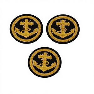 แผ่นปะ/ตราสัญลักษณ์รูปสมอเรือปักมือสีทอง - Product Image 1