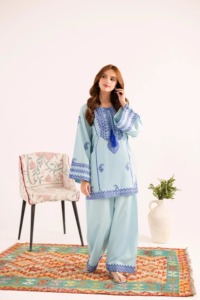 Salwar Kameez de Algodón Bordado Azul Claro para Mujer, Estilo Tradicional Holgado, Ropa Étnica para Fiestas, Estilo India Pakistán, para Todas las Temporadas - Product Image 4