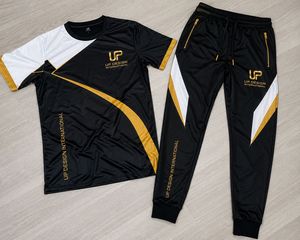 ชุดเสื้อยืดและกางเกงวอร์มโพลีเอสเตอร์แบบซับลิเมชั่นสำหรับผู้ชาย ชุดกีฬาออกกำลังกาย ฟิตเนส วิ่ง  รับผลิตแบบ OEM ODM - Product Image 5