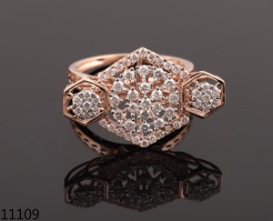 Bague de fiançailles classique en or massif 14 carats avec diamant de laboratoire, or rose, taille brillant, certifiée IGI, pour femme, de la marque Luxury D VINS JEWELS - Product Image 2