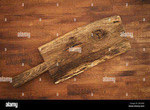เขียงไม้เนื้อแข็งแบบโบราณ พร้อมที่จับแบบฝัง ขนาด 34x24x2 ซม. เป็นมิตรกับสิ่งแวดล้อม ทนทาน ใช้สำหรับเสิร์ฟเนื้อสัตว์และผักในครัว - Product Image 4