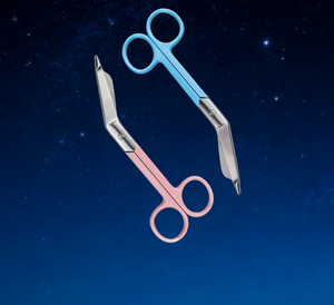 COBECO INSTRUMENTS Set de 2 Tijeras para Vendajes Lister de 5.5 Pulgadas, Tijeras Manuales para Primeros Auxilios y Trauma, Set de Instrumentos Recubiertos en Azul Cielo y Rosa - Product Image 3