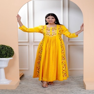 Conjunto de Kurta Anarkali de Rayón Amarillo Elegante para Mujer NIYANI, Bordado Intrincado en Relieve, Estilo Étnico Festivo de Rajasthan - Product Image 1