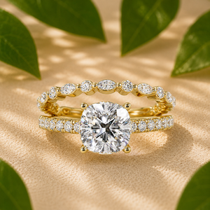 Anillos de Compromiso Clásicos con Diamantes Cultivados en Laboratorio con Corte Cojín, Certificados por IGI, Oro Puro de 14K, 2.90 CTW DEF-VVS, con Anillo de Boda a Juego - Product Image 1