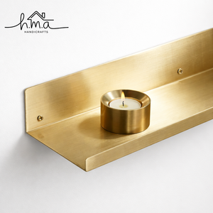 Porte-bougie moderne en laiton pour bougies chauffe-plat, support de bougie rond en métal minimaliste, accent décoratif de table pour la décoration intérieure et l'ambiance - Product Image 1