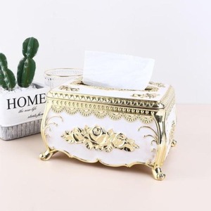 Porte-boîte à mouchoirs décoratif en métal de style moderne pour salon, salle à manger, bureau et café - Product Image 1