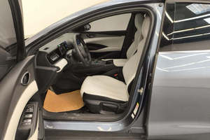 Voiture d'occasion 2024 BYD Seal 06 DM - I 1.5L 80km Édition Luxe - Product Image 3