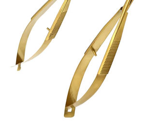 Tijeras Profesionales para Uñas de Acero Inoxidable Curvadas de Grado Salón y Herramienta para Cutículas con Hoja Afilada y Mango de Acero de Precisión - Product Image 6