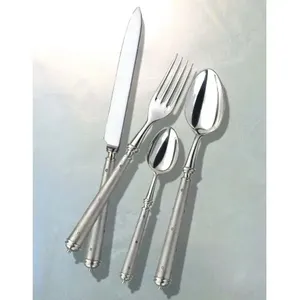 Gran calidad a un precio razonable. Juego de cubiertos de acero inoxidable Heavenly con un diseño elegante para reuniones familiares y uso en la mesa. - Product Image 4