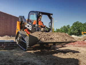 รถตักล้อยางขนาดเล็ก JCB 135 พร้อมอุปกรณ์เสริม เครื่องยนต์ดีเซลประสิทธิภาพสูง สำหรับงานก่อสร้าง - Product Image 6
