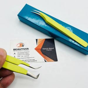 Pince à épiler d'extension de cils enduite de couleur personnalisée en acier inoxydable de haute qualité - Product Image 1