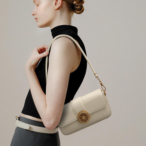 Sac à bandoulière élégant noir 2026 en cuir véritable demi-lune pour femme, avec fermeture éclair, portable, design tendance pour le voyage - Product Image 5