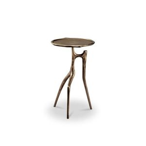 Table d'appoint compacte en métal finition or, élégante, idéale pour appartements, chambres, salons, hôtels et restaurants - Product Image 3
