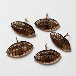 Colgante de cristal tallado en forma de labios de cuarzo ahumado, con diamantes de imitación, en oro y plata 925 para la creación de joyas DIY, collares y pendientes. - Product Image 5