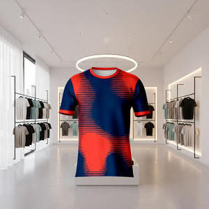 T-shirt à manches courtes en polyester à col rond avec impression intégrale par sublimation pour la production de vêtements personnalisés - Product Image 2