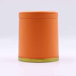 Jeu de dés à rouler en métal pour jeux de société, Farkle, Bar Liar Games, en cuir PU, fait main, avec gobelet agitateur en cuir – Idéal comme cadeau - Product Image 2