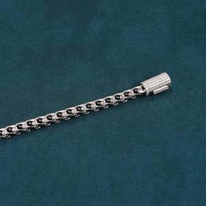 Pulsera de Plata 925 con Moissanita, Corte Brillante Redondo, Engaste de Garra, Estilo Clásico, Joyería Unisex para Uso Diario - Product Image 1