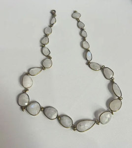 สร้อยคอทำมือจากโลหะผสมสังกะสีประดับด้วยพลอยมูนสโตนสีรุ้งทรงกลมขนาด 10-15 มม. ดีไซน์สปอร์ตสำหรับทุกเพศ เหมาะเป็นของขวัญ - Product Image 5