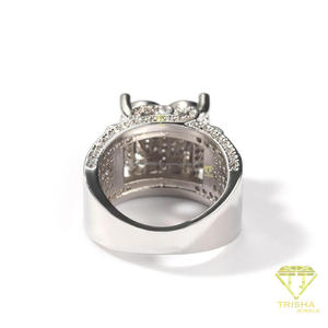 Anillo de Corazón de Plata de Ley 925 de Lujo al por Mayor con Diamantes Cultivados en Laboratorio y Detalles de Piedras Brillantes para Tiendas Minoristas - Product Image 3