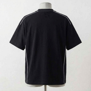 เสื้อยืดคอกลมสีขาวสำหรับผู้ชาย แขนสั้น ผ้าฝ้าย 100% ปักโลโก้ได้ตามต้องการ แต่งขอบตัดสี  รับผลิตเสื้อยืดแบบ OEM ขายส่ง ผู้ผลิตจากปากีสถาน - Product Image 2