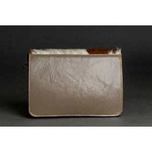 Bolso de hombro de cuero con estampado de animales Monedero Bolso de cuero con estilo para mujer Bolsos de cuero con pelo de vaca - Product Image 3