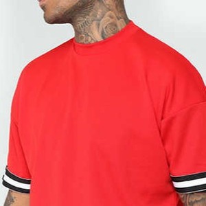 Conjunto de Camiseta y Pantalones Cortos para Hombre de Alta Calidad Antiarrugas, Última Moda, Ligero y Cómodo, con Precio Ajustable - Product Image 2