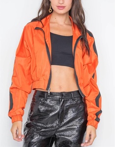 Chaqueta Cortavientos para Mujer al por Mayor, Chaqueta Deportiva de Nailon con Logotipo Personalizado Impreso en Tela de Poliéster - Product Image 3