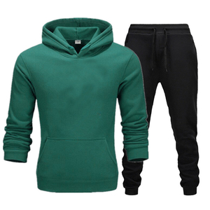 Survêtements pour hommes tendance streetwear, ensemble sportif élégant en deux pièces, tenue décontractée pour le jogging, tenue d'entraînement confortable, moderne - Product Image 4