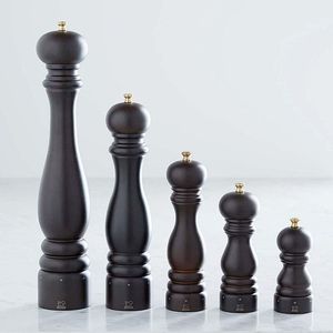 เครื่องบดพริกไทยไม้แบบปรับได้ด้วยมือ ชุดสีเข้ม 5 ขนาด ระบบกด-ดึง - Product Image 1