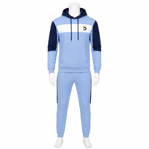 Survêtement pour homme en tissu respirant, construction confortable et coupe facile pour les journées actives, les voyages et un style décontracté - Product Image 1