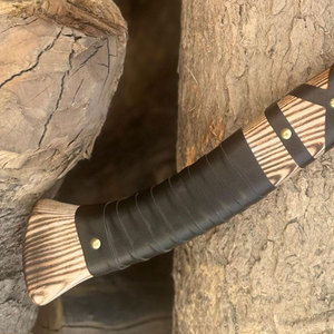 Hache de style viking rustique de qualité industrielle avec poignée enveloppée en bois, équipement de survie pour le camping en plein air, équipement de coupe de bois - Product Image 5
