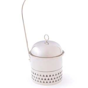 Calentador de Alimentos de Lujo Dorado con Acabado Cepillado, Tapa de Cúpula Colgante y Base Perforada Elegante para Hostelería y Eventos de Buffet - Product Image 1